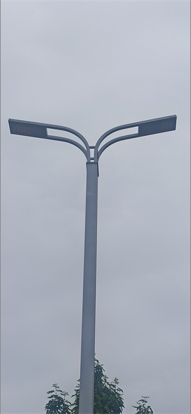 10米12米简单大气双臂路灯-市政道路双臂路灯-扬州姜涛节日灯厂家 